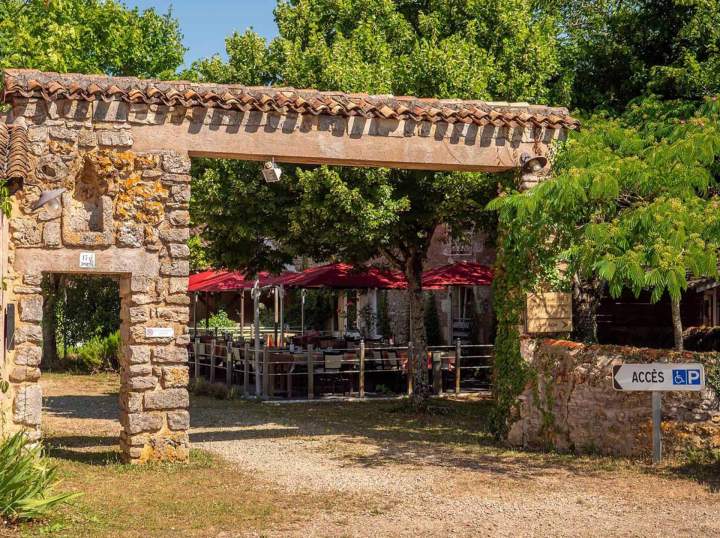 Restaurant en plein air, Vouneuil-sous-Biard